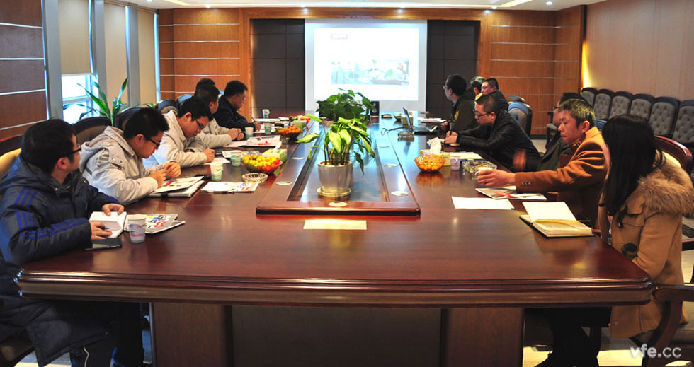 南車(chē)株機(jī)專(zhuān)家團(tuán)隊(duì)來(lái)訪我公司