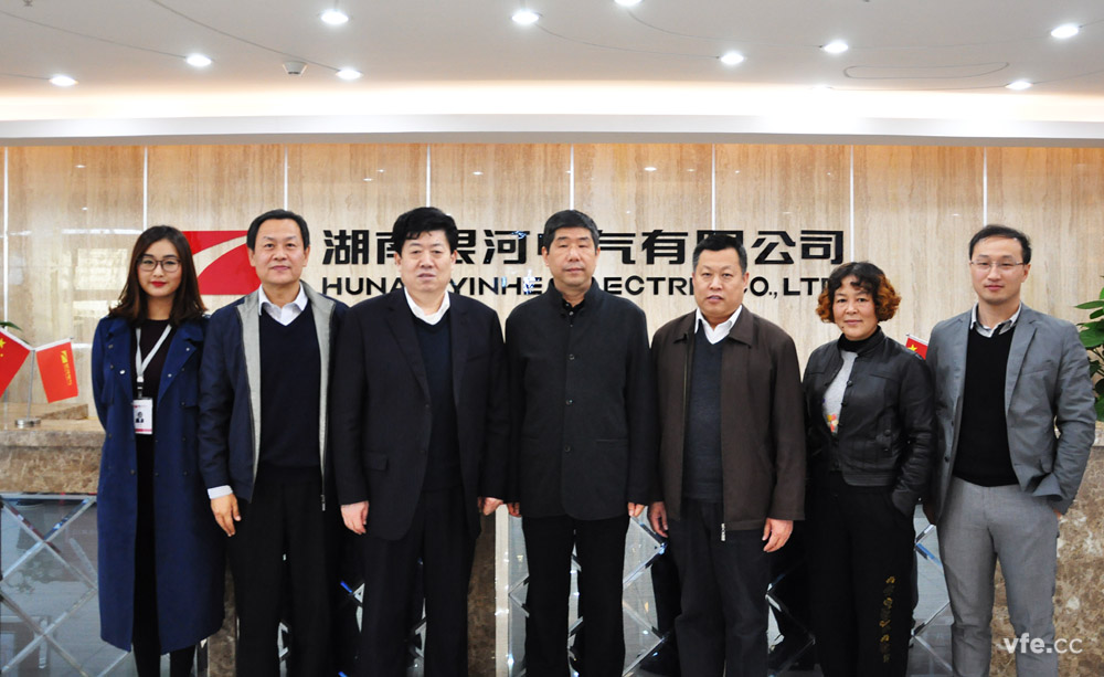 周建昌局長(zhǎng)、馬琨巖院長(zhǎng)等領(lǐng)導(dǎo)蒞臨我司考察