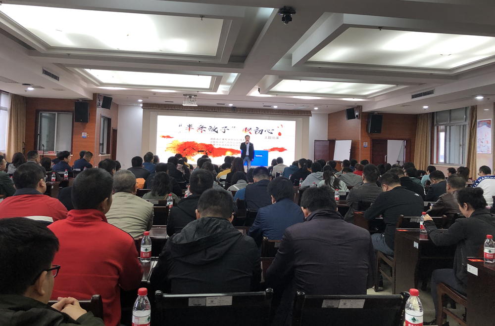 聯(lián)學(xué)聯(lián)創(chuàng)，半床棉被