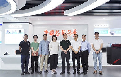 長沙經(jīng)開區(qū)產業(yè)發(fā)展局領導蒞臨銀河電氣檢查指導